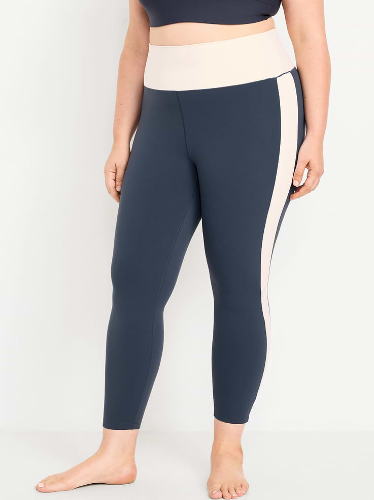 Image number 6 showing, Extra High-Waisted StudioSmooth 7/8 Leggings
