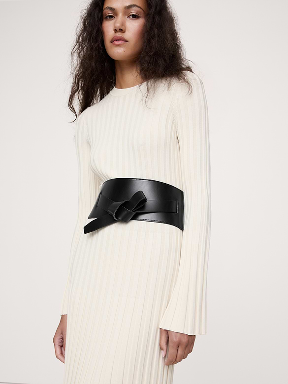 Ceinture corset en cuir noué