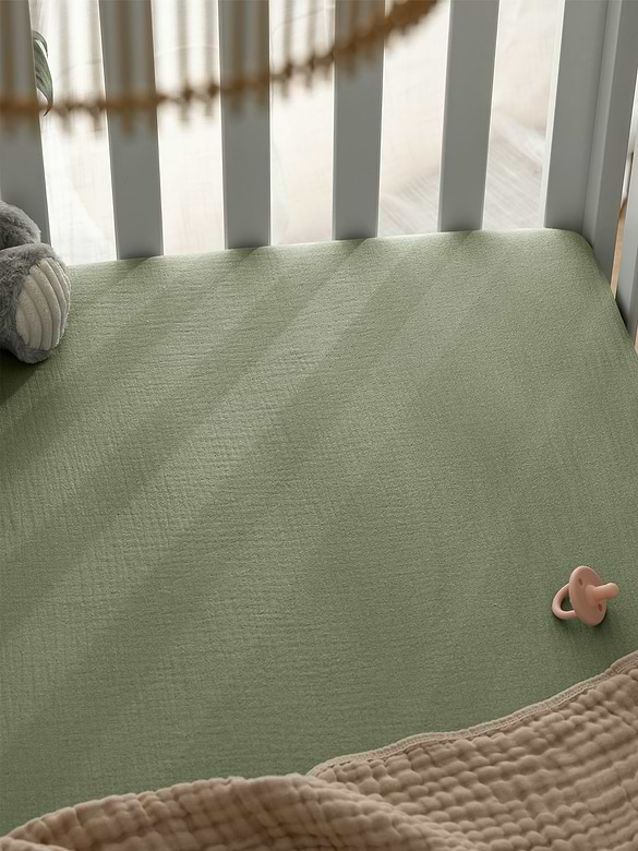 Comfy Cubs Muslin Fitted Crib Sheet