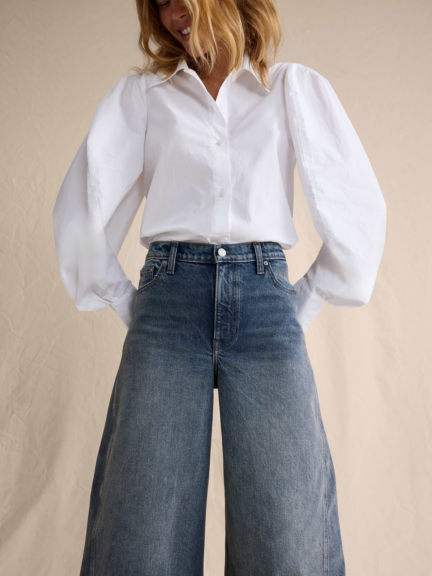 L'image numéro 4 présente Jean baril ample à taille haute