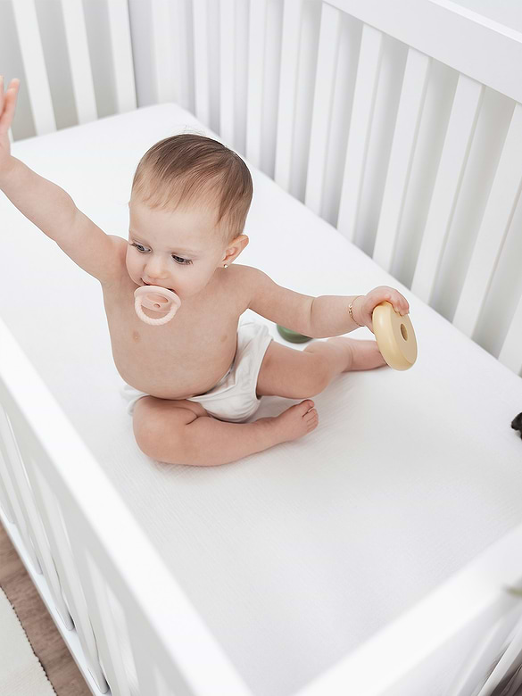 Comfy Cubs Muslin Fitted Crib Sheet