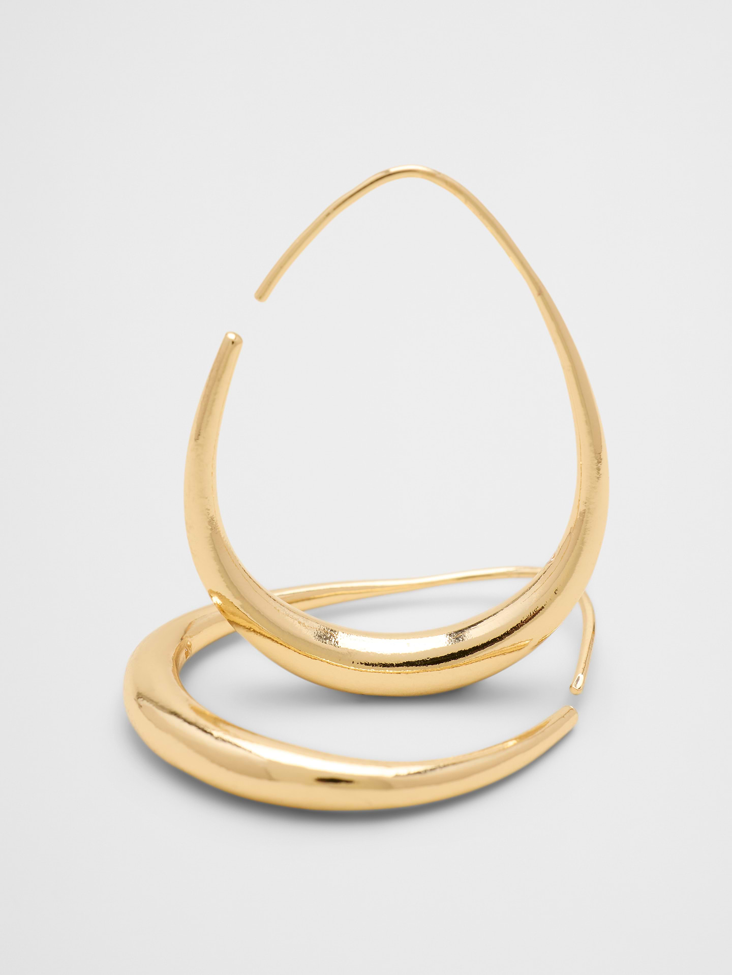 Image number 4 showing, Sculptural Wire Hoop Earrings