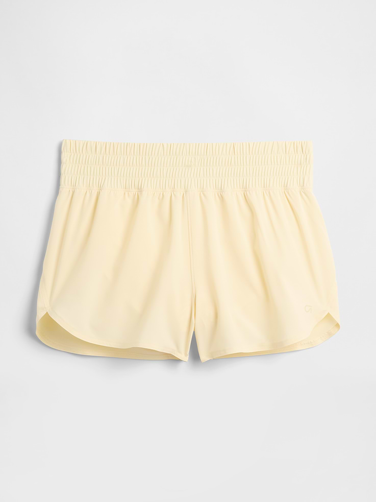 Image number 5 showing, GapFit 3" Mid Rise Runaround Shorts