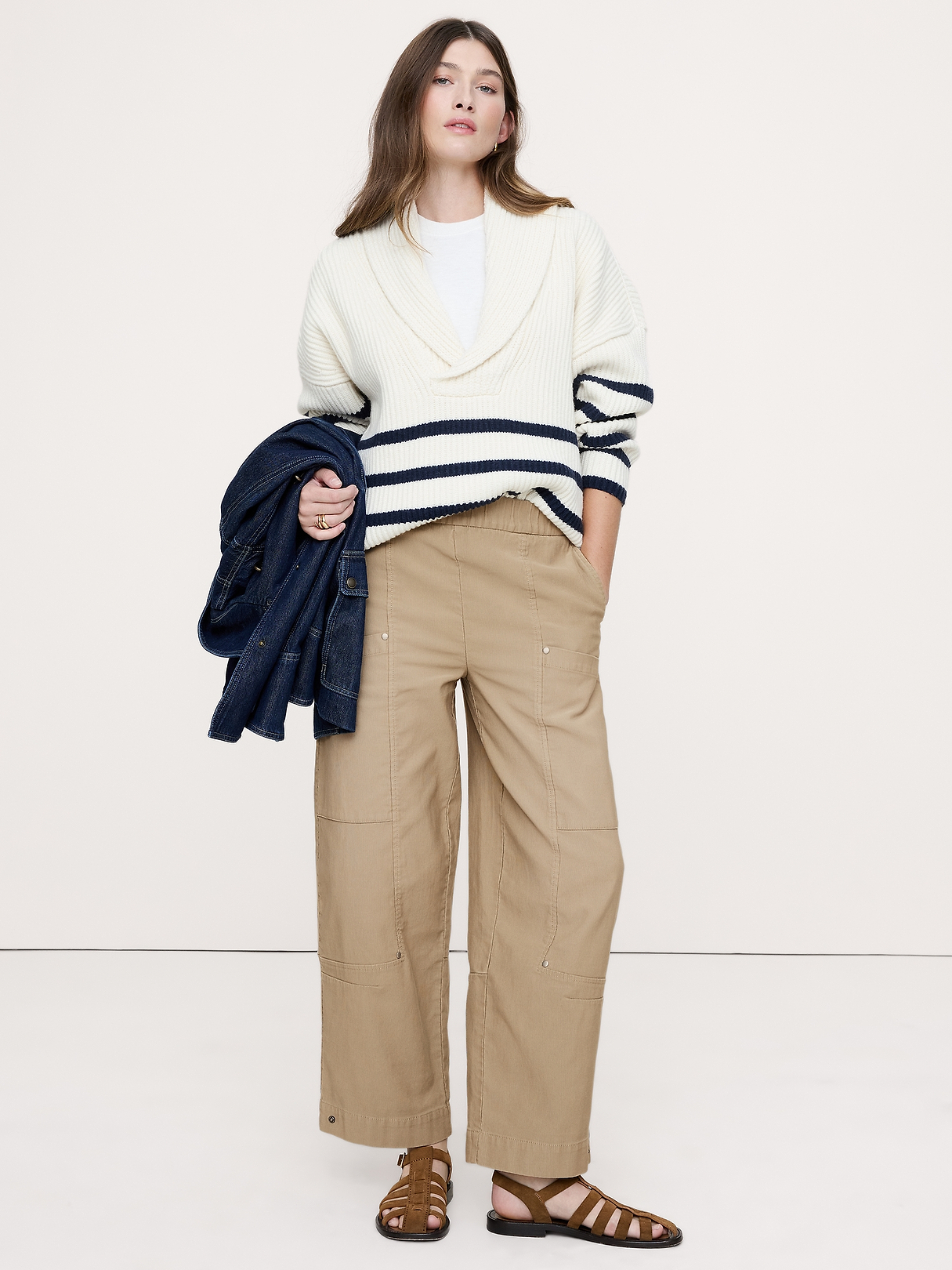 Wide-Leg Textured Twill Pull-On Pant | Banana Republic