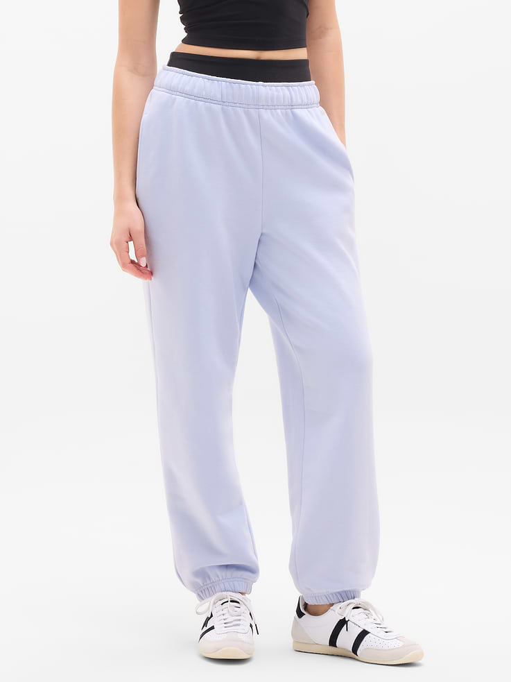 Image 1 of 5, FOR: Lounge and everyday movement, FEEL: Plush stretch fleece has a soft, brushed interior, FAVE: Matches back to the Forever Fleece collection for the perfect cozy set, Product #891669