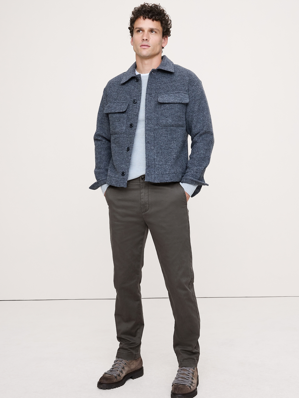 Straight Lived-In Chino | Banana Republic