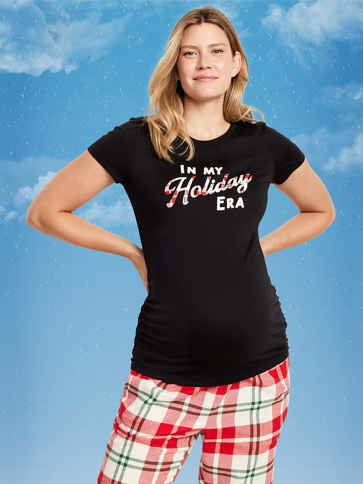 Image number 1 showing, Maternity Holiday-Graphic Crew-Neck T-Shirt