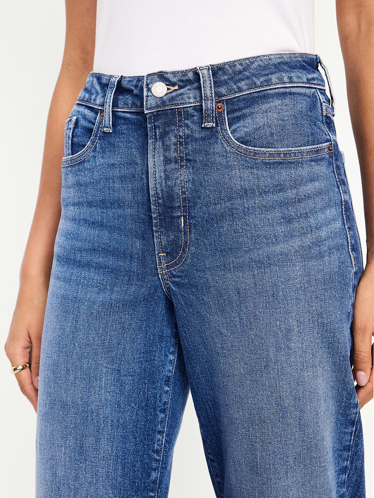 L'image numéro 5 présente Jean OG ample déchiré à taille haute