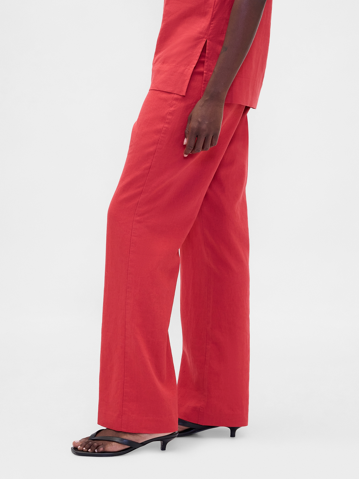 Low Rise Linen-Blend Flare Pants | Gap