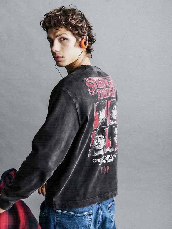 Stranger Things Adult Graphic T-Shirt