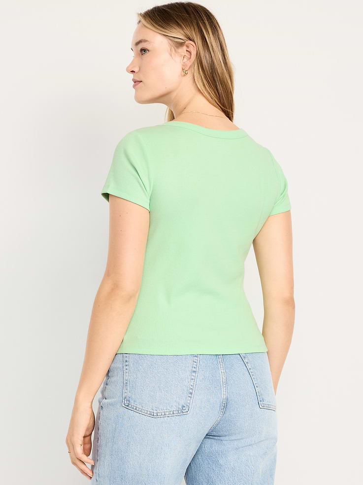Image number 6 showing, Snug V-Neck Crop T-Shirt