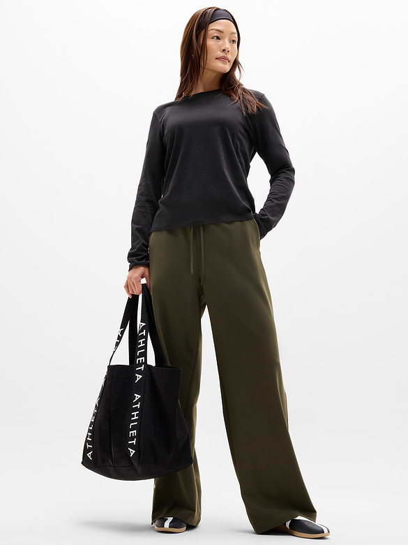 Foundation Slim Top