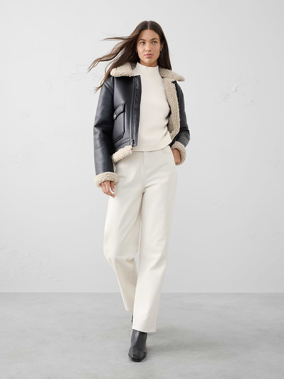 Oversized Turtleneck Cropped Sweater