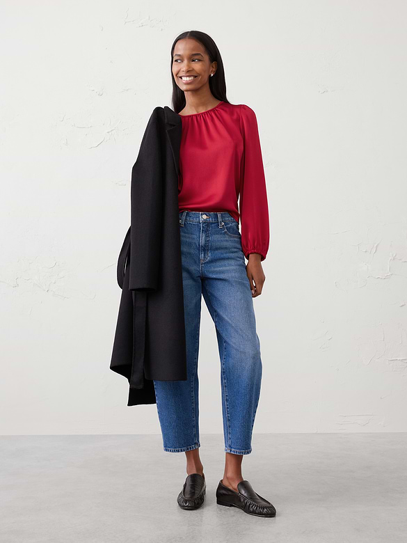 Volume-Sleeve Top