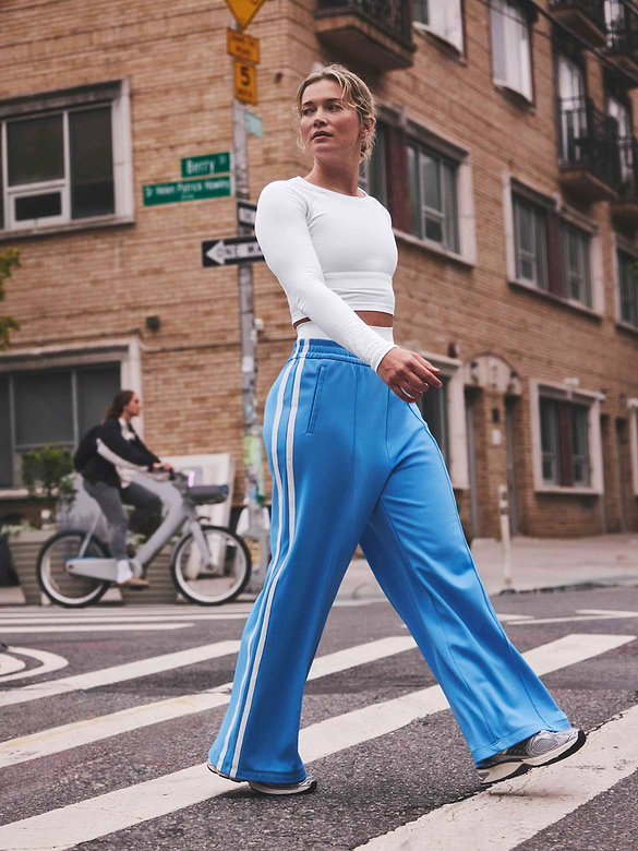Tempo Mid Rise Wide Leg Track Pant