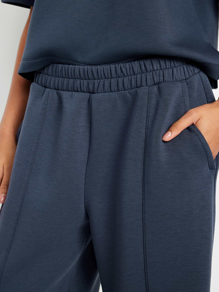 Image number 3 showing, High-Waisted Bounce Fleece Wide-Leg Sweatpants