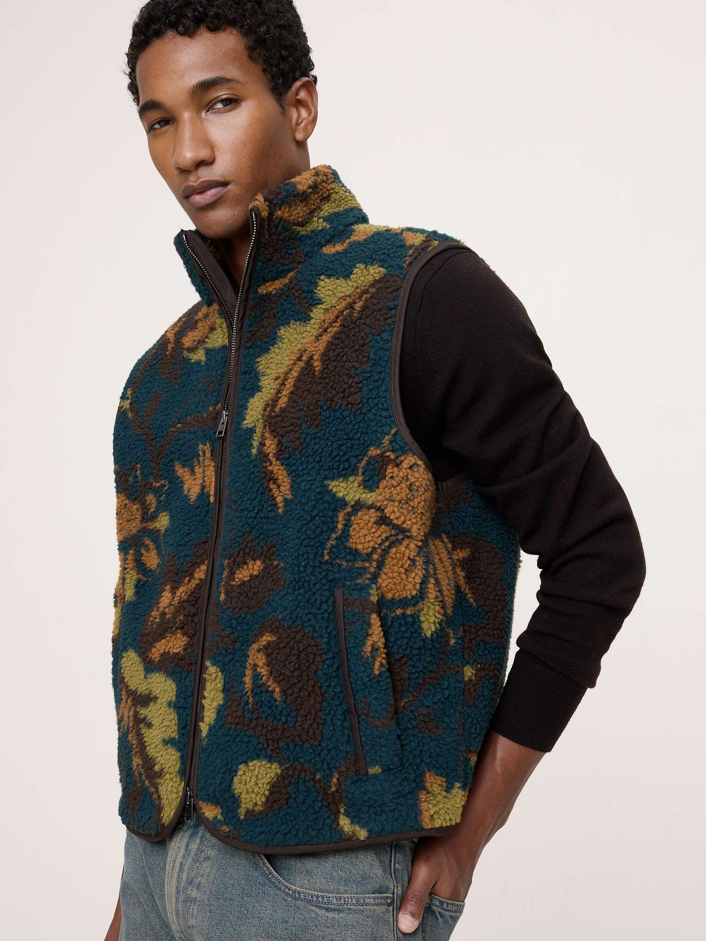 Image number 1 showing, Print Sherpa Vest
