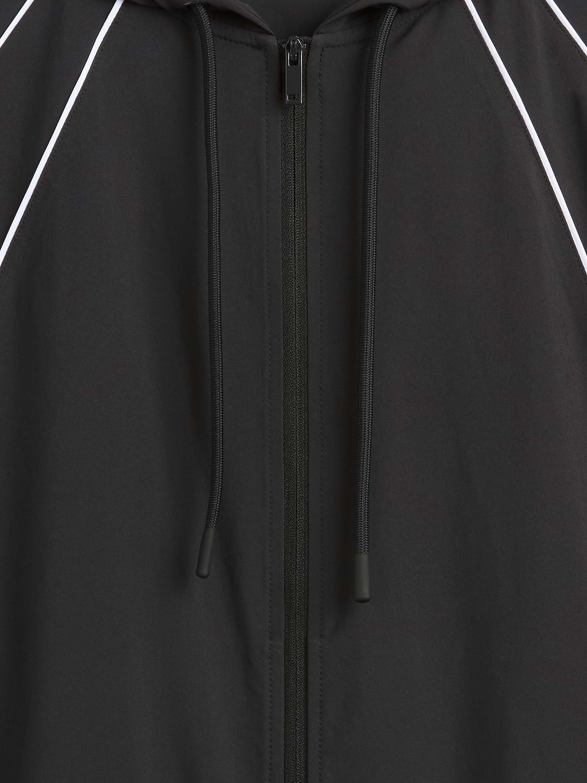 Image number 4 showing, GapFit Tech Windbreaker