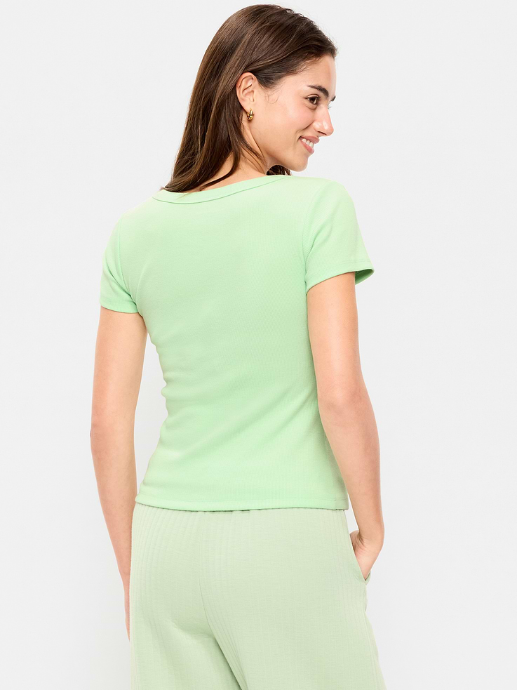 Image number 2 showing, Snug V-Neck Crop T-Shirt