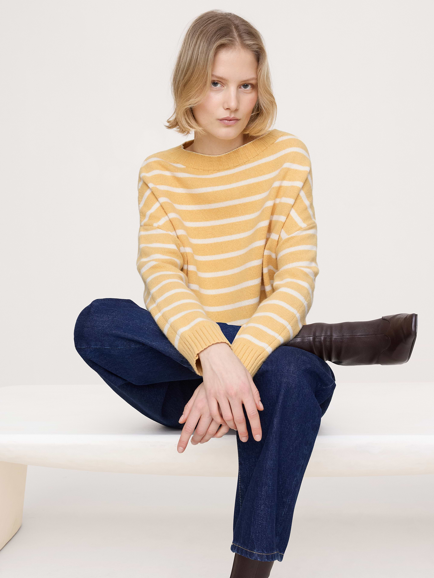 Image number 1 showing, Merino-Cotton Cropped Sweater