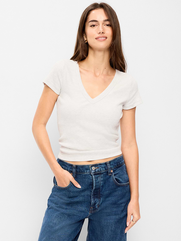 Image number 1 showing, Snug V-Neck Crop T-Shirt