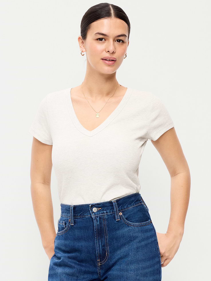 Image number 5 showing, Snug V-Neck Crop T-Shirt