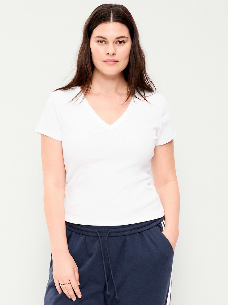 Image number 5 showing, Snug V-Neck Crop T-Shirt
