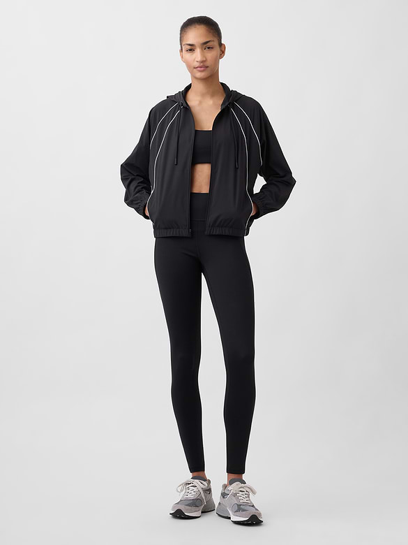 GapFit Tech Windbreaker