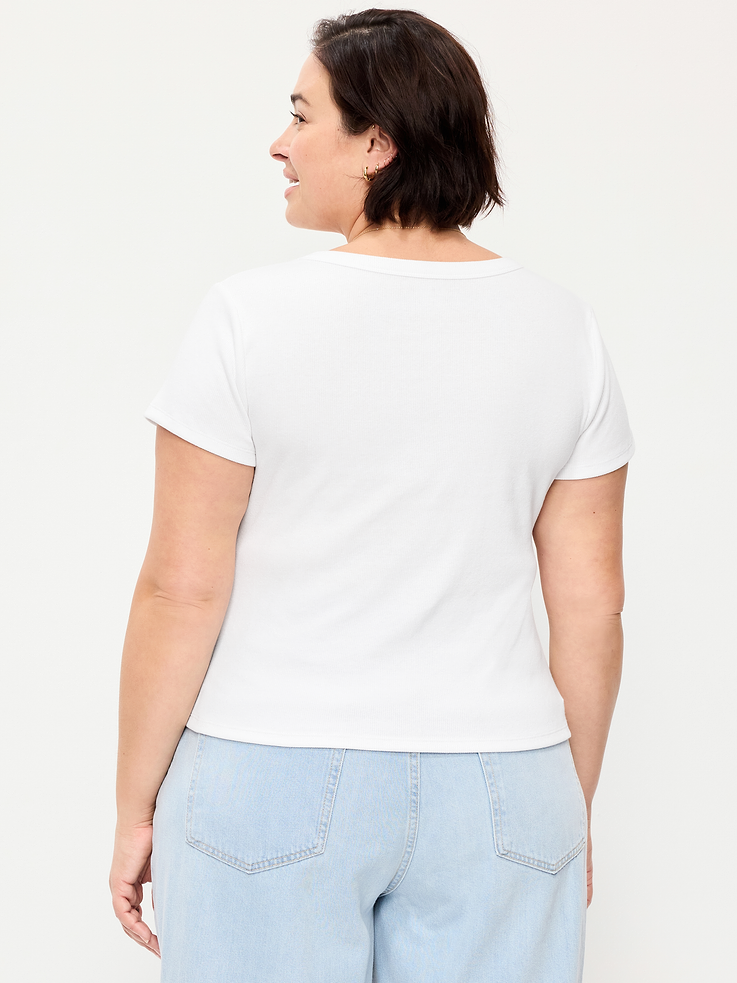 Image number 8 showing, Snug V-Neck Crop T-Shirt