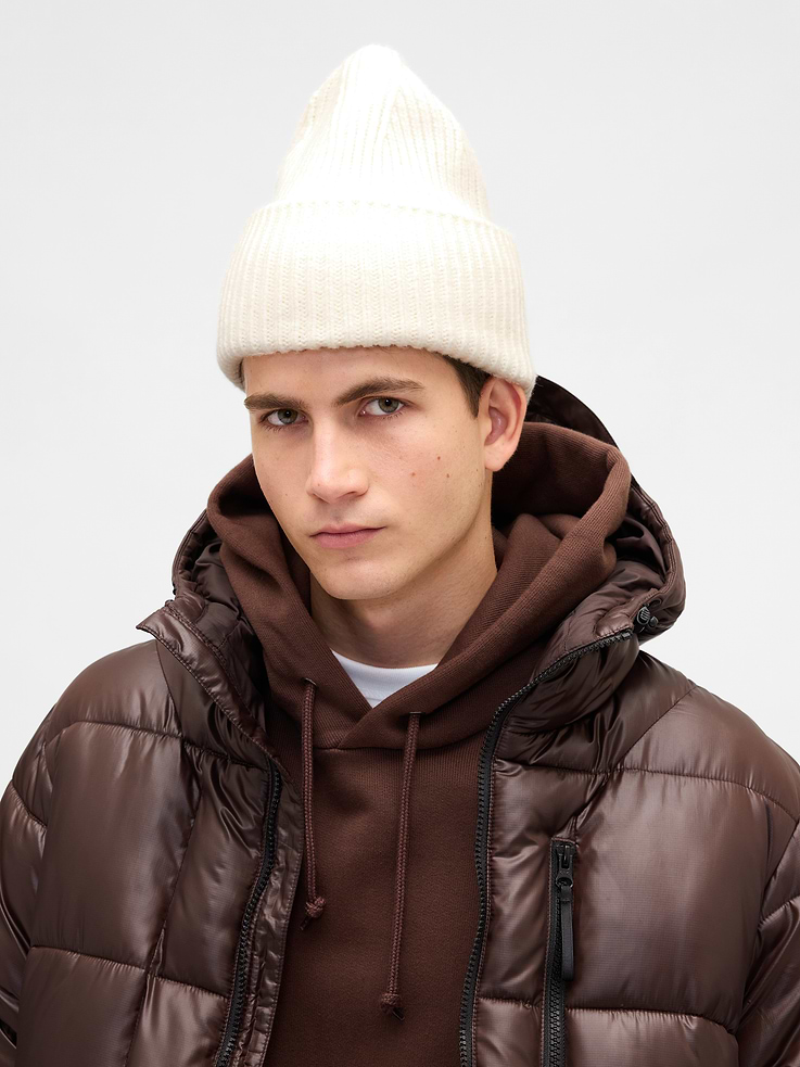 Image number 1 showing, CashSoft Beanie