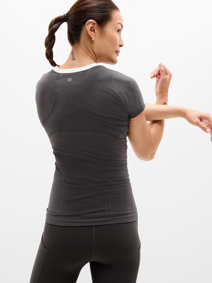 Image number 3 showing, Momentum Seamless Tee