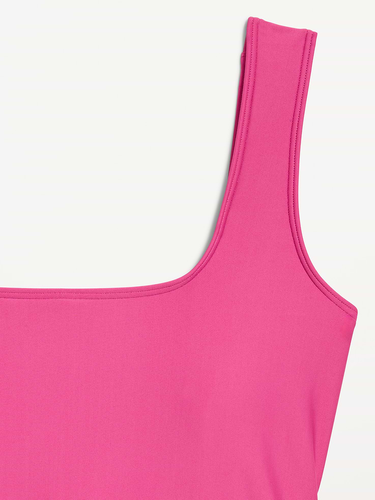 L'image numéro 9 présente Robe de bain mate nouée sur le côté