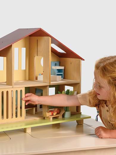 Image number 5 showing, Cedar Chalet Doll House
