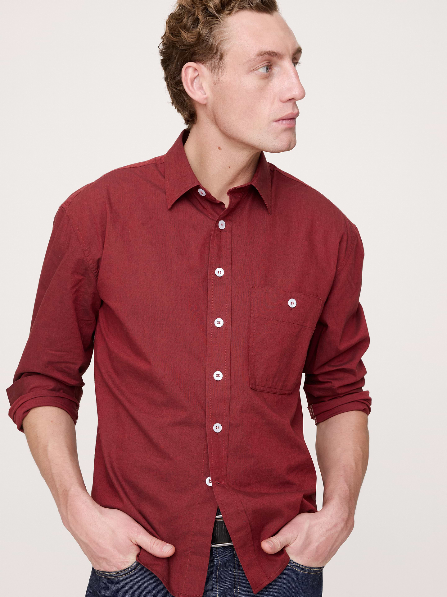 Image 1 of 4, Our best-selling Poplin Shirt, now in a relaxed silhouette, specially washed for a lived-in softness. Iron it for a crisp finish, or skip for a slightly rumpled, casual look., Relaxed Fit: A straight & roomy fit with a relaxed sleeve., Spread collar with button front and chest pocket., Shirttail hem., Product #846449