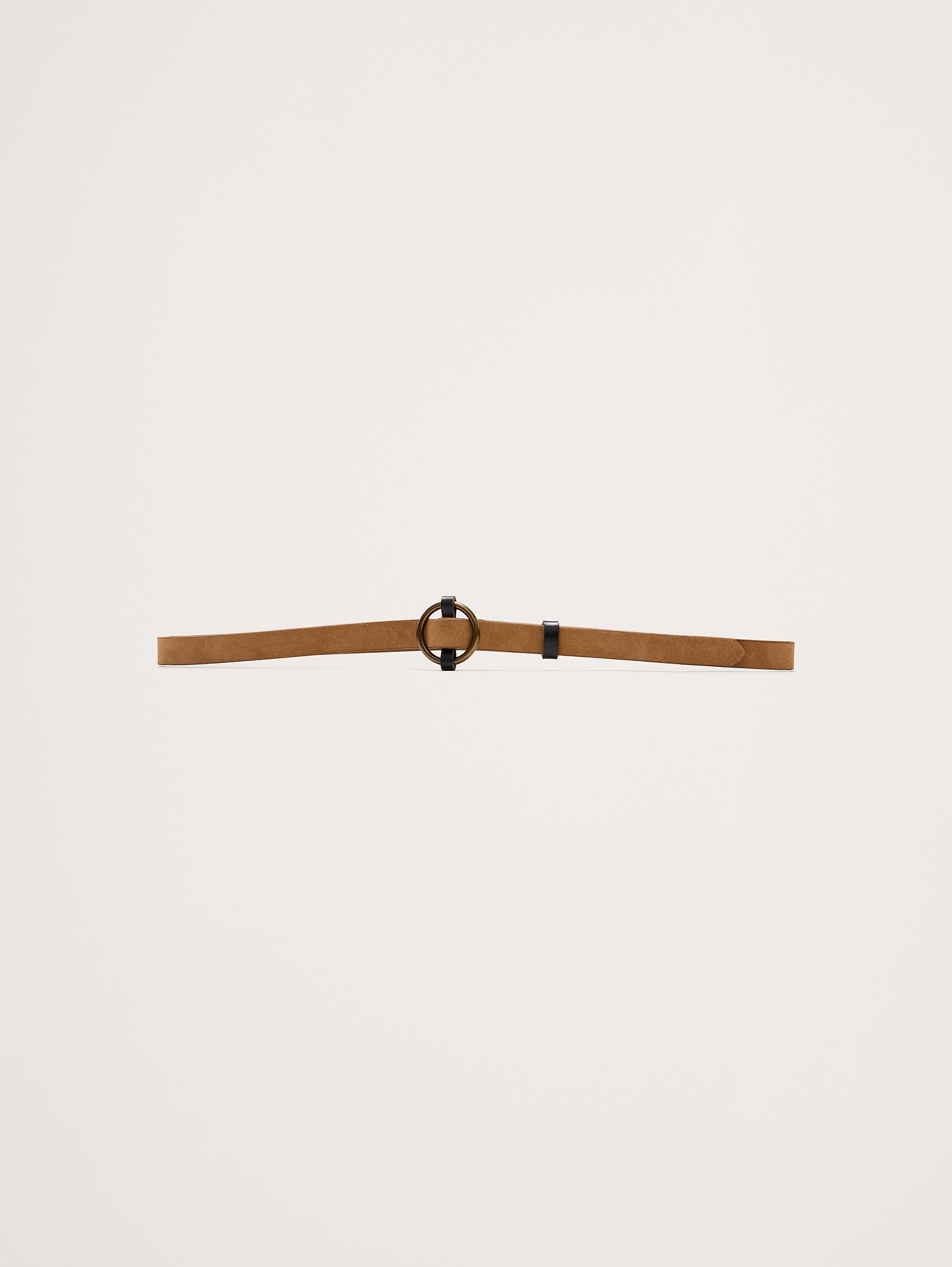 L'image numéro 1 présente Ceinture étroite en cuir à boucle ronde