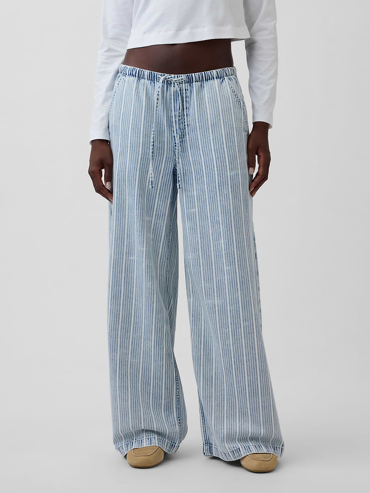 Image number 2 showing, Mid Rise UltraSoft Easy Baggy Jeans