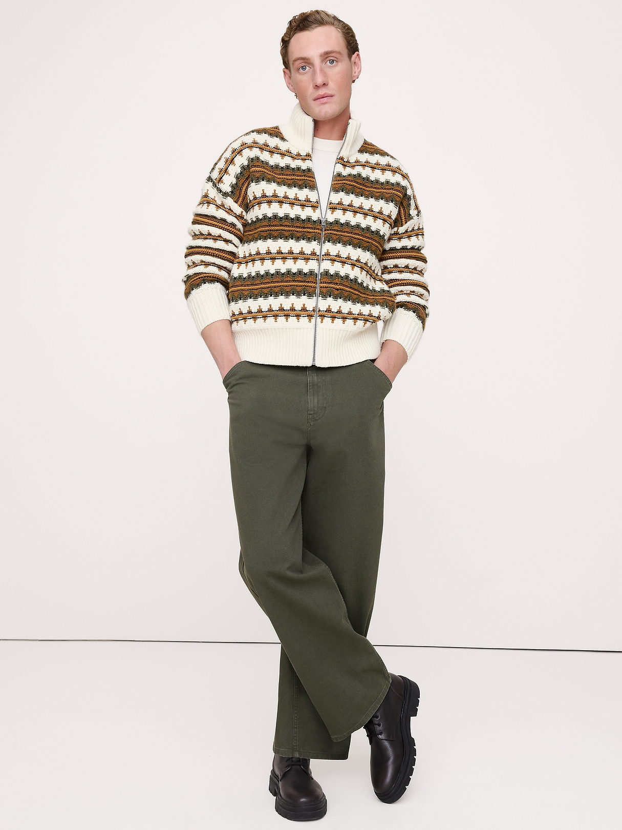 Loose Chino | Banana Republic