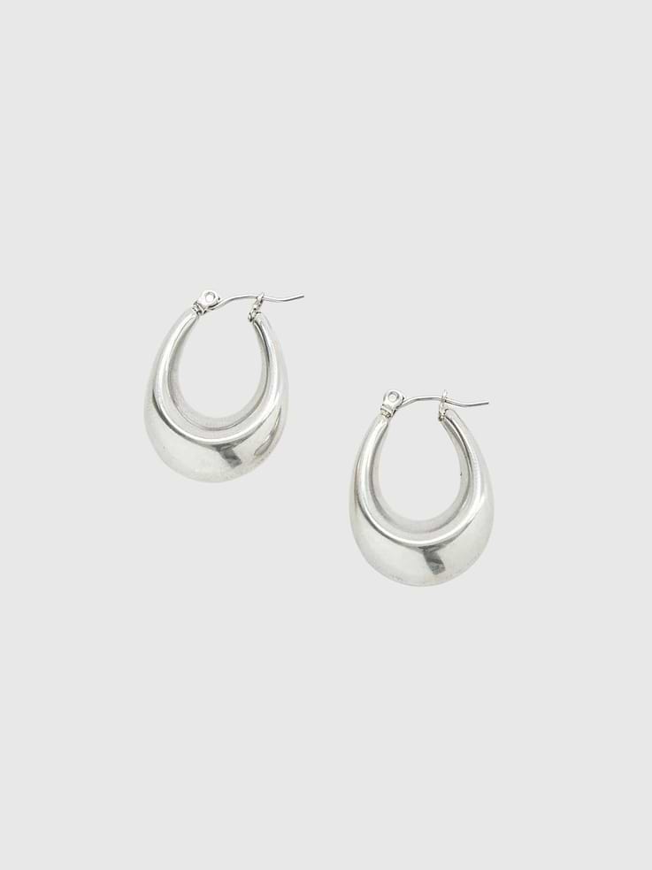 Image number 3 showing, Admiral Row Silver Oval Hoop Earrings