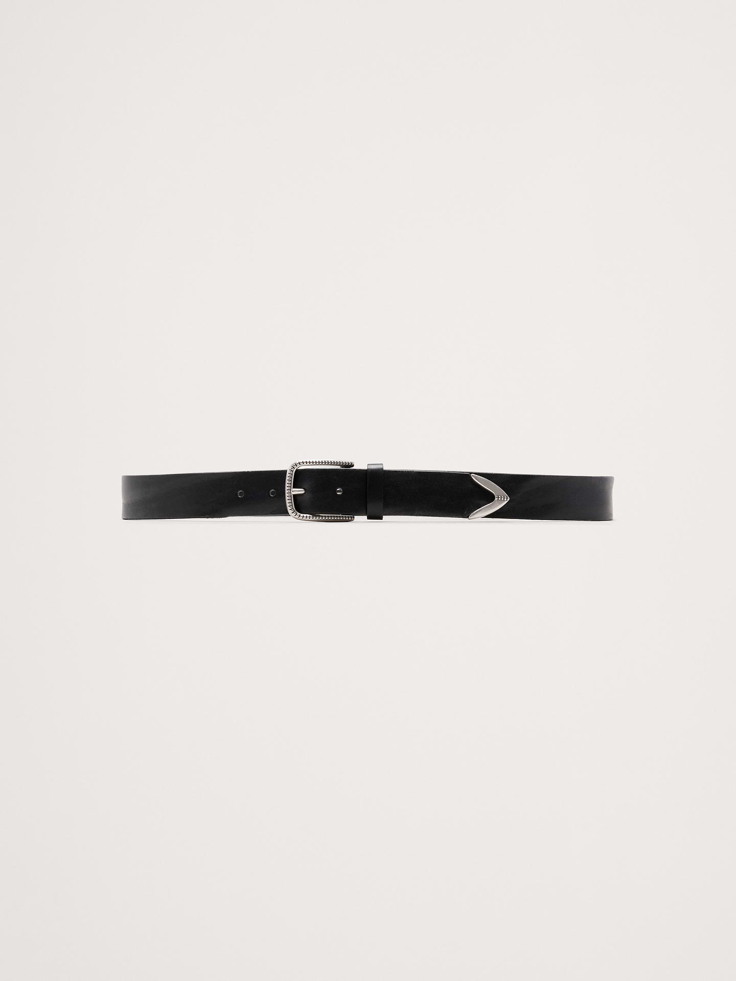 Image 1 de 3, Nous avons choisi un superbe cuir onctueusement doux pour créer cette ceinture inspirée d’un modèle rétro. Nous lui avons ajouté une pointe en métal et une boucle en relief., Produit #853807