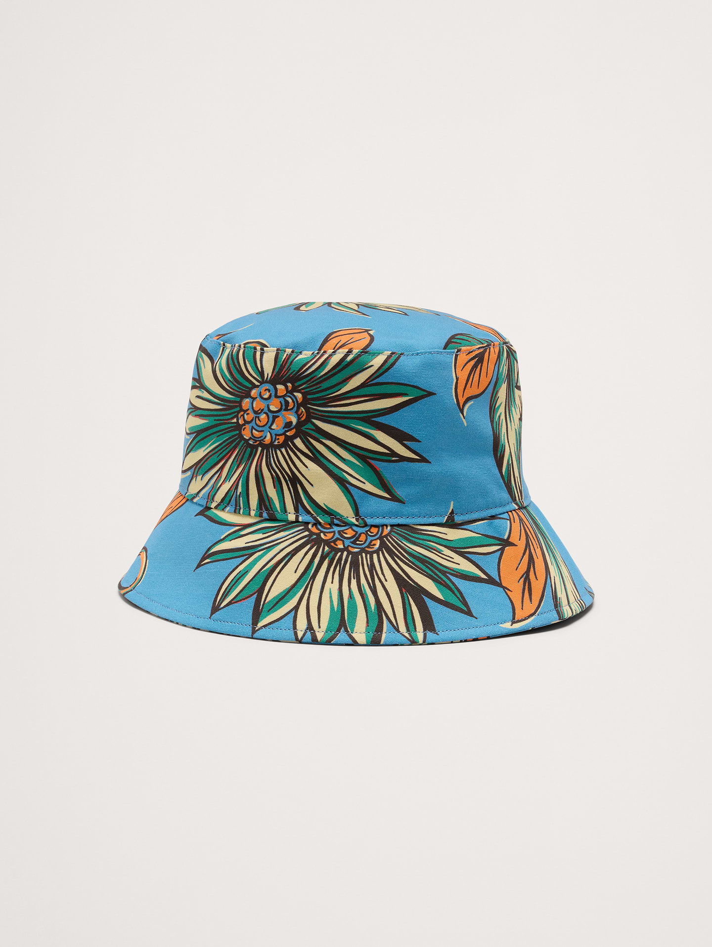 Image number 1 showing, Cotton Canvas Bucket Hat with Pocket