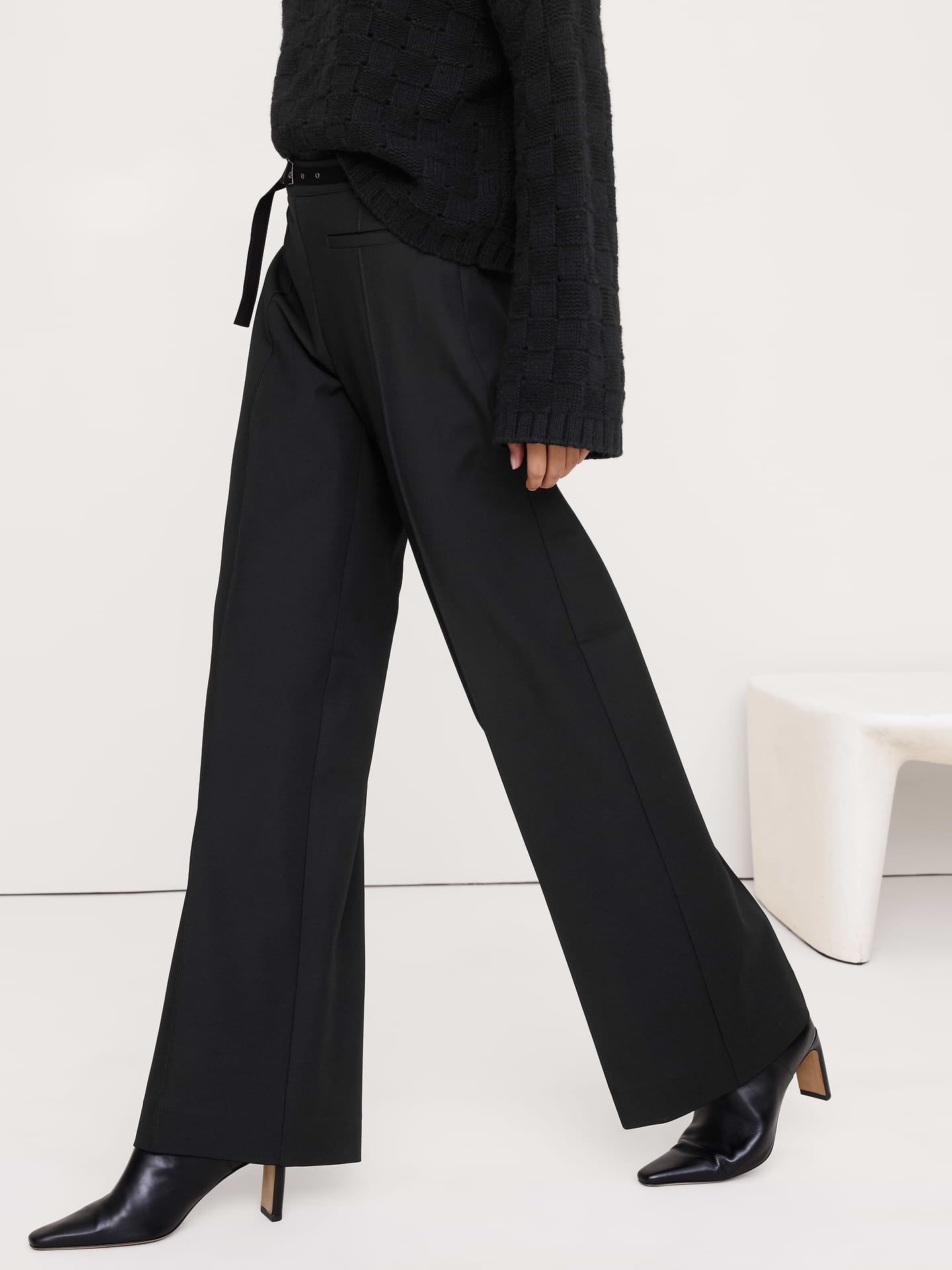 Image number 7 showing, Mid-Rise Wide-Leg City Stretch Pant