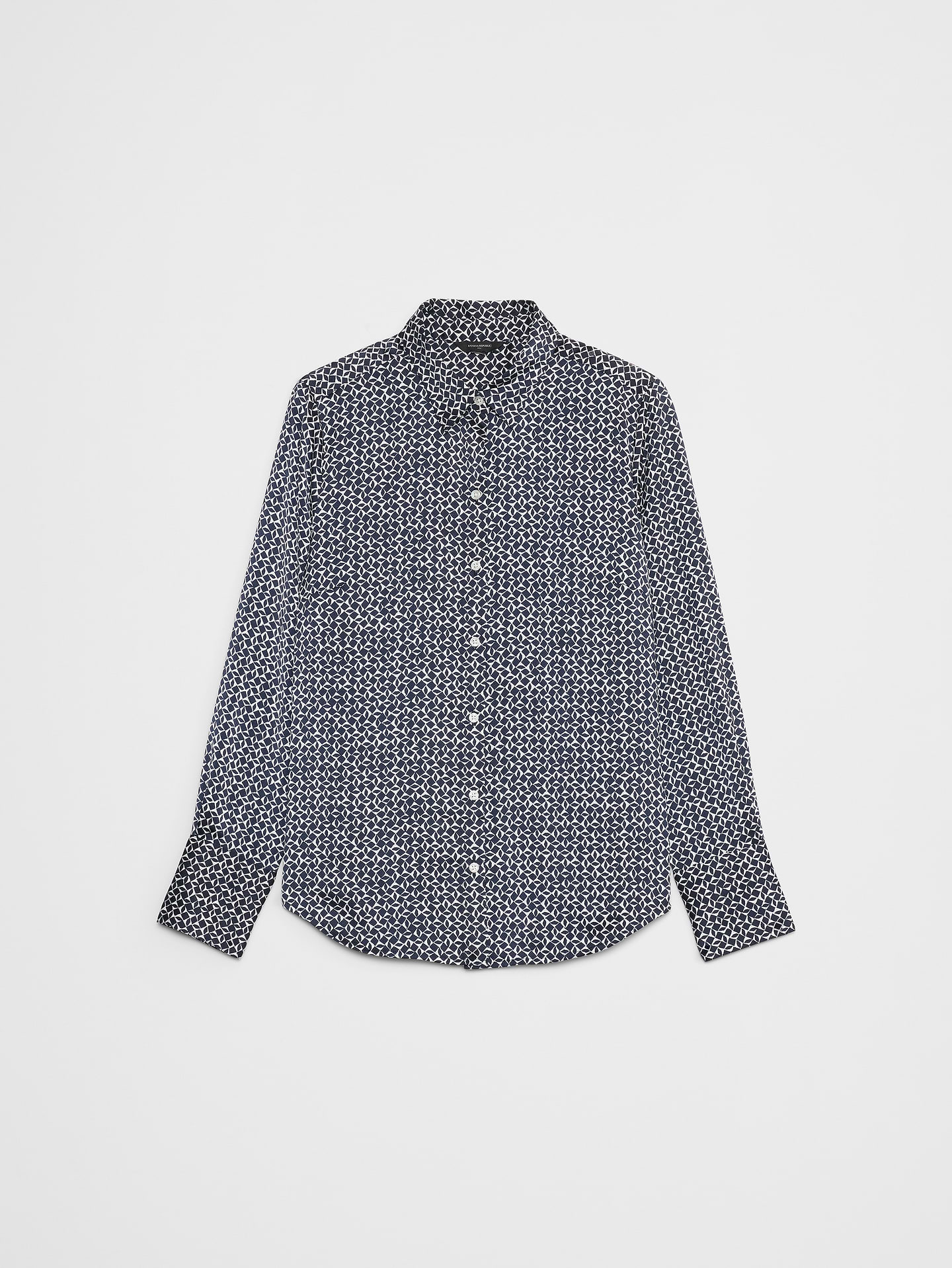 Image 4 of 8, Silky Classic Shirt
