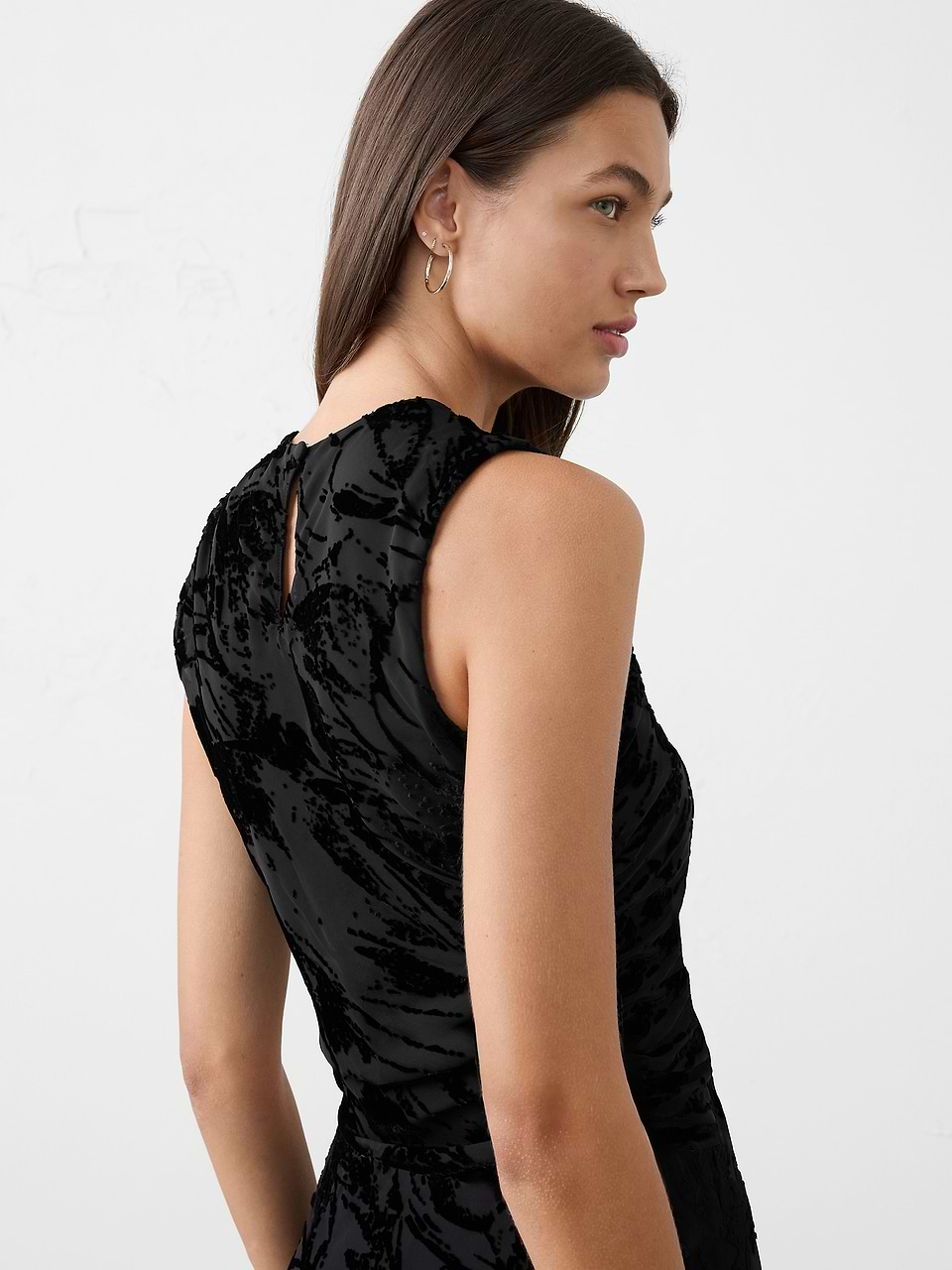 banana republic black velvet dress High-Neck Top Brie Larson tried on Daytime Party Color:Silver As Picture