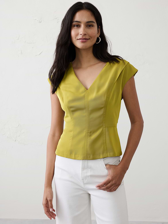 Seamed Hourglass Top
