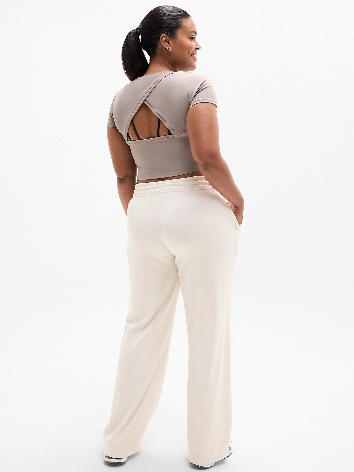 Seasoft Mid Rise Straight Pant | Athleta