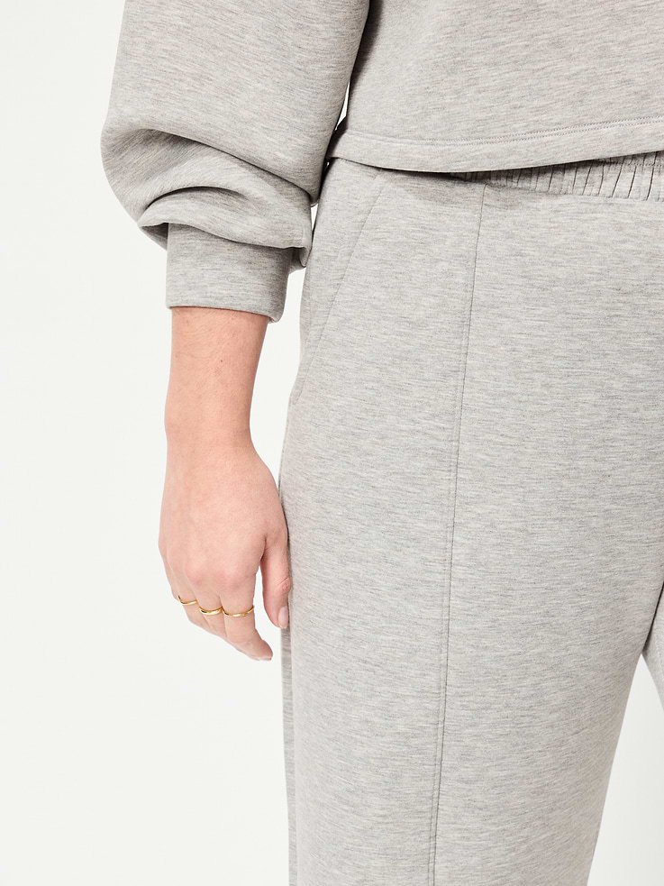 Image number 5 showing, High-Waisted Bounce Fleece Wide-Leg Sweatpants