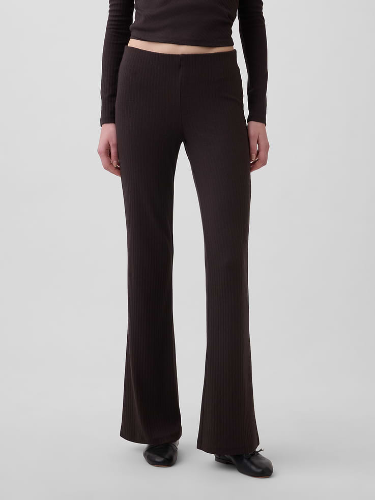 L'image numéro 2 présente Pantalon évasé moderne à côtes larges