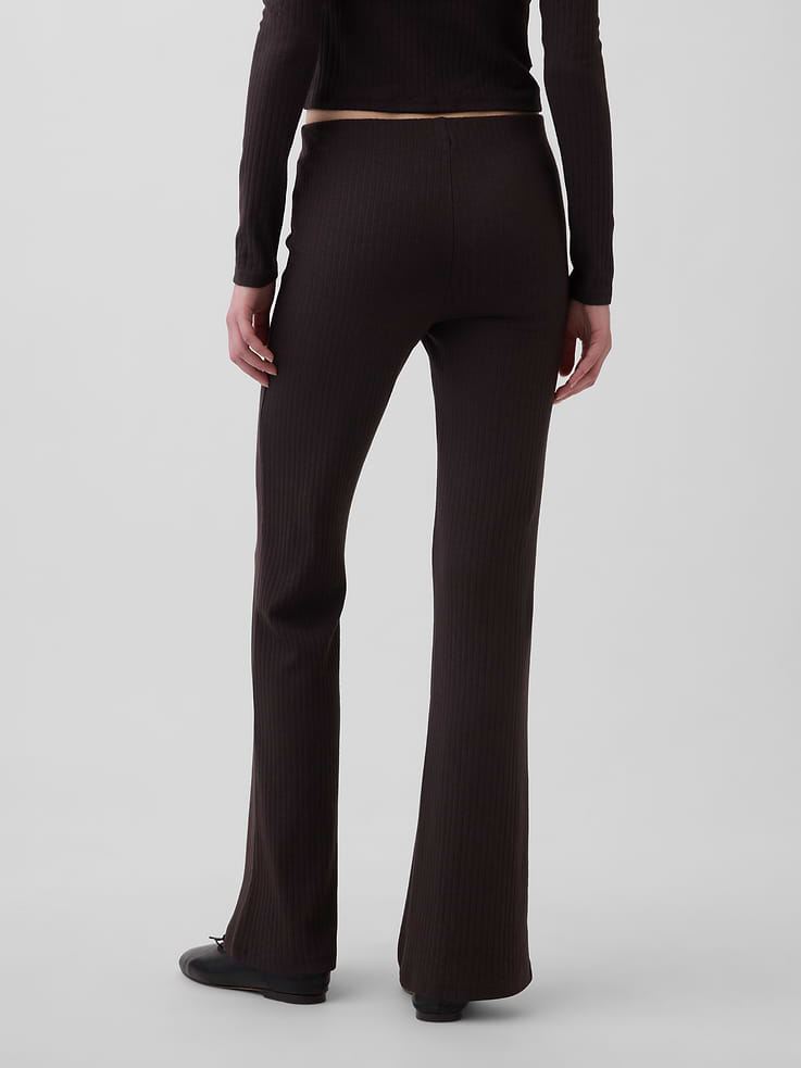 L'image numéro 4 présente Pantalon évasé moderne à côtes larges
