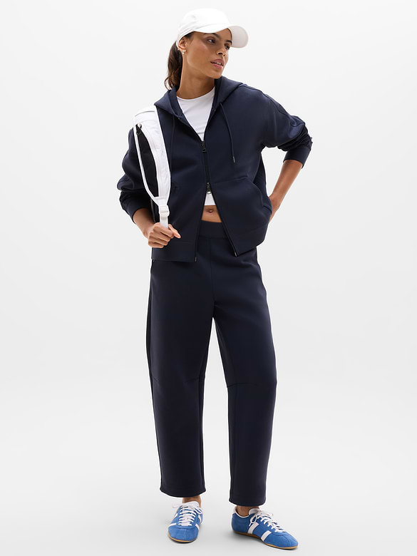 Form Knit Full Zip