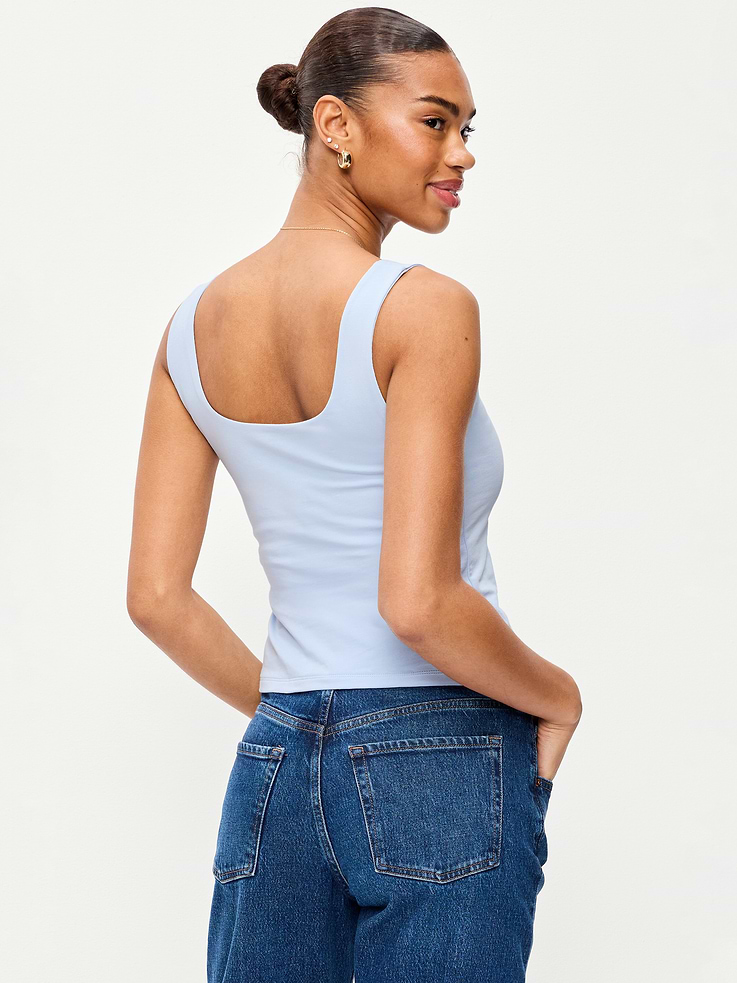Image 2 of 9, Hug Double-Layer Scoop-Neck Tank Top